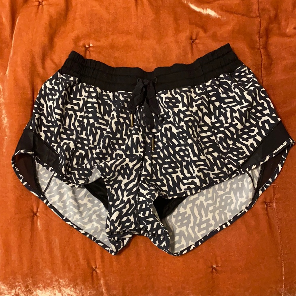 Black and white patterned Lululemon shorts